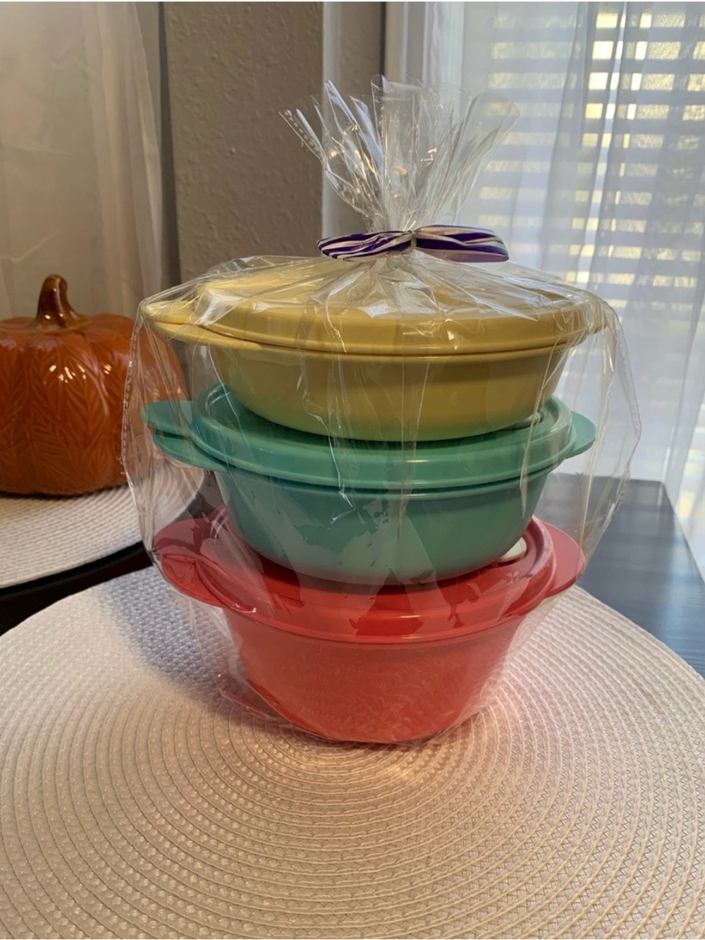 Tupperware Stackable Nesting Bowls Set - Yellow, Teal, Coral